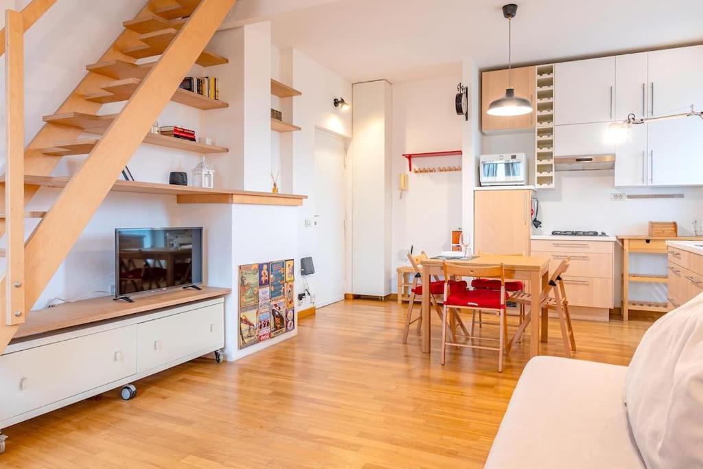 Guest Planet - Grazioso Bilocale Bande Nere M1 Apartment Milan Exterior photo